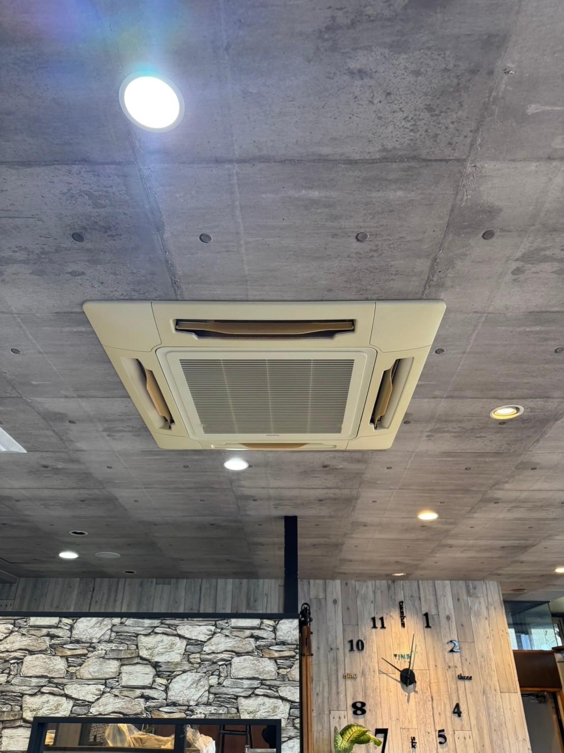 美容室　空調入替
